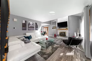 15513 Whitehall Ln, Orland Park, IL 60462 - Photo 3