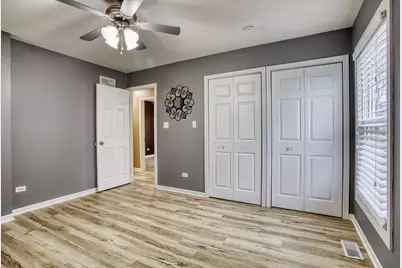805 Stowell Avenue, Streamwood, IL 60107 - Photo 11