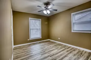 805 Stowell Ave, Streamwood, IL 60107 - Photo 13