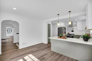 1212 W Healey St, Champaign, IL 61821 - Photo 15