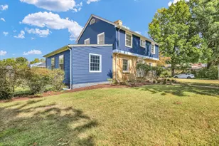 1212 W Healey St, Champaign, IL 61821 - Photo 3