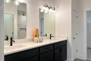 668 E Becker Pl, Sycamore, IL 60178 - Photo 23