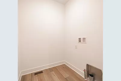 668 E Becker Place, Sycamore, IL 60178 - Photo 21