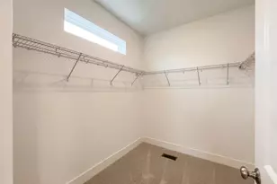 668 E Becker Pl, Sycamore, IL 60178 - Photo 27