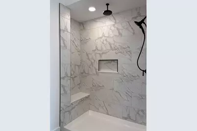 668 E Becker Place, Sycamore, IL 60178 - Photo 39