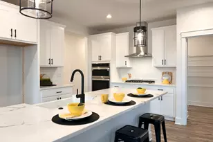 668 E Becker Pl, Sycamore, IL 60178 - Photo 17