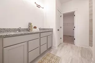 668 E Becker Pl, Sycamore, IL 60178 - Photo 25