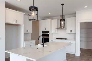 668 E Becker Pl, Sycamore, IL 60178 - Photo 17