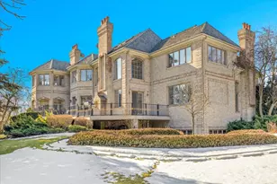 601 Ambriance Dr, Burr Ridge, IL 60527 - Photo 35