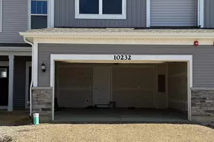 10232 McMahon Wy, Huntley, IL 60142 - Photo 1