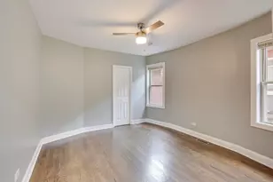 10229 S Calumet Ave, Chicago, IL 60628 - Photo 21