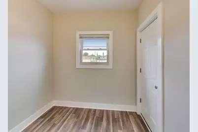 10229 S Calumet Avenue, Chicago, IL 60628 - Photo 15