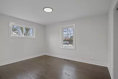 212 N Louis Street, Mount Prospect, IL 60056 - Photo 9