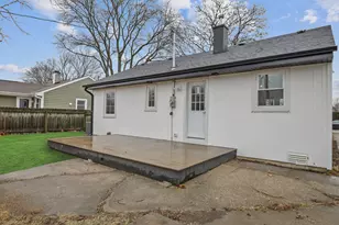 212 N Louis St, Mount Prospect, IL 60056 - Photo 13