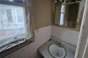 15612 Turlington Ave, Harvey, IL 60426 - Photo 7