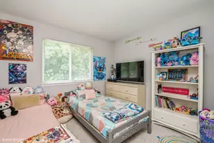 25644 W Brooks Farm Rd, Round Lake, IL 60073 - Photo 11