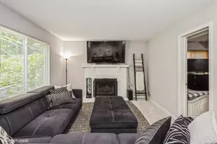 25644 W Brooks Farm Rd, Round Lake, IL 60073 - Photo 7