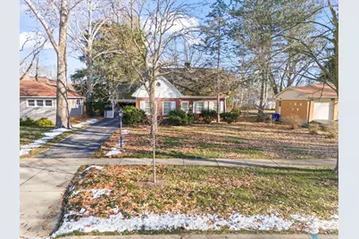 345 Woodstock Avenue, Glen Ellyn, IL 60137 - Photo 3