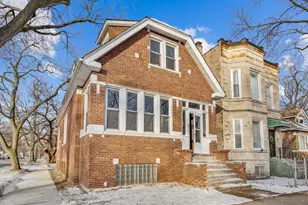 7356 S Ingleside Ave, Chicago, IL 60619 - Photo 1
