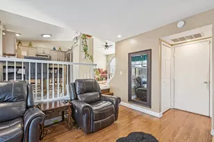 148 W Lindsay Dr, Round Lake Beach, IL 60073 - Photo 11