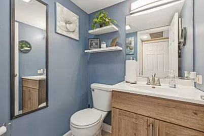 148 W Lindsay Drive, Round Lake Beach, IL 60073 - Photo 17