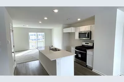 6500 Linden Trail #D, Wonder Lake, IL 60097 - Photo 3