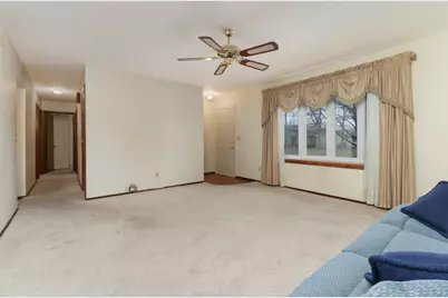 105 S Devonshire Drive, Bloomington, IL 61704 - Photo 9