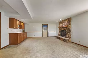 414 Cedar St, Lake in the Hills, IL 60156 - Photo 9