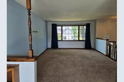 414 Cedar Street, Lake in the Hills, IL 60156 - Photo 3
