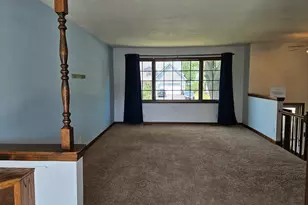 414 Cedar St, Lake in the Hills, IL 60156 - Photo 3