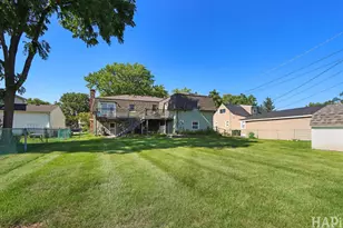 414 Cedar St, Lake in the Hills, IL 60156 - Photo 25