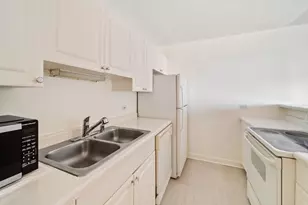 5320 N Sheridan Rd, Chicago, IL 60640 - Photo 3