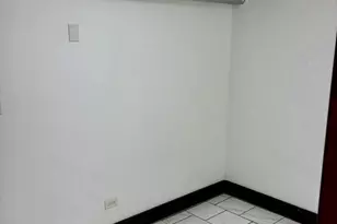 1111 N Leclaire Ave, Chicago, IL 60651 - Photo 3