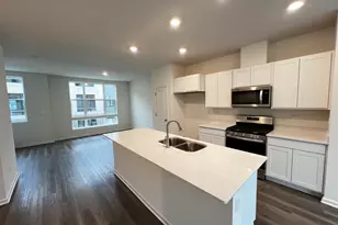 383 Summit Cir, Lombard, IL 60148 - Photo 5