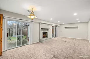 8119 Oriole Dr, Darien, IL 60561 - Photo 5