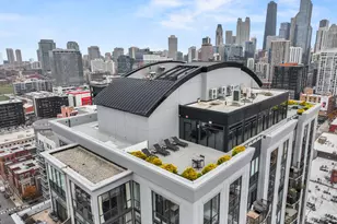 375 W Erie St, Chicago, IL 60654 - Photo 25