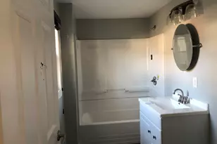 529 E Timber St, Pontiac, IL 61764 - Photo 5