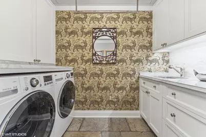 800 N Michigan Avenue #3501, Chicago, IL 60611 - Photo 55