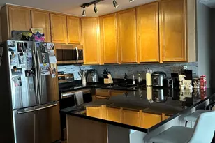 5800 Oakwood Dr, Lisle, IL 60532 - Photo 13