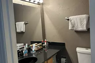 5800 Oakwood Dr, Lisle, IL 60532 - Photo 11