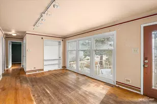 58 E 55th St, Westmont, IL 60559 - Photo 3