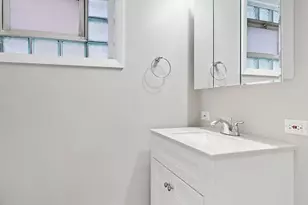 5358 S Narragansett Ave, Chicago, IL 60638 - Photo 7