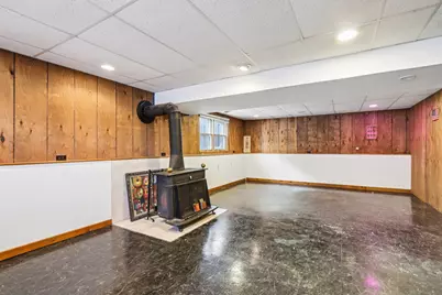 413 Plum Street, Lake in the Hills, IL 60156 - Photo 29