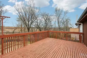 413 Plum St, Lake in the Hills, IL 60156 - Photo 37