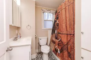 912 Charles St, Streator, IL 61364 - Photo 23