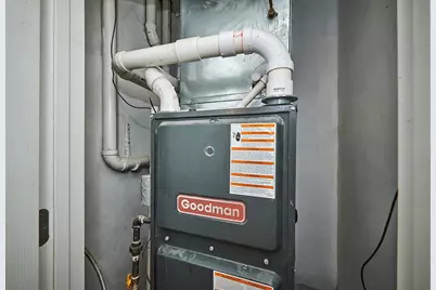 6330 N Rockwell Street #1, Chicago, IL 60659 - Photo 21