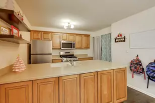 46 Oak Valley Dr, Cary, IL 60013 - Photo 9