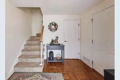46 Oak Valley Drive, Cary, IL 60013 - Photo 5