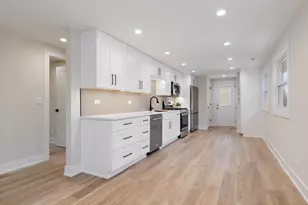 247 Harrison St, Carpentersville, IL 60110 - Photo 3