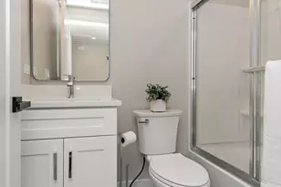 247 Harrison St, Carpentersville, IL 60110 - Photo 25